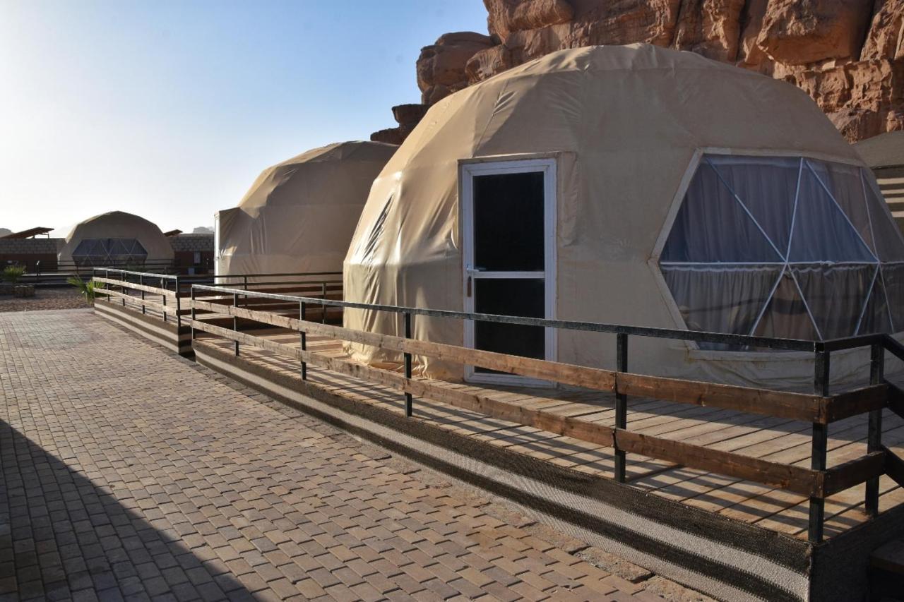Al Sultana Luxury Camp Villa Wadi Rum Exterior photo
