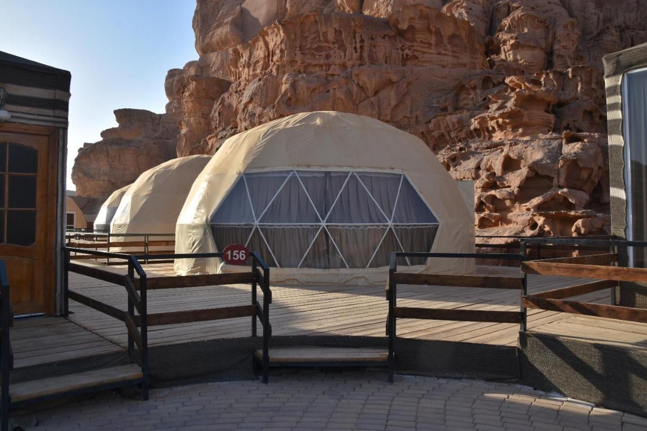 Al Sultana Luxury Camp Villa Wadi Rum Exterior photo