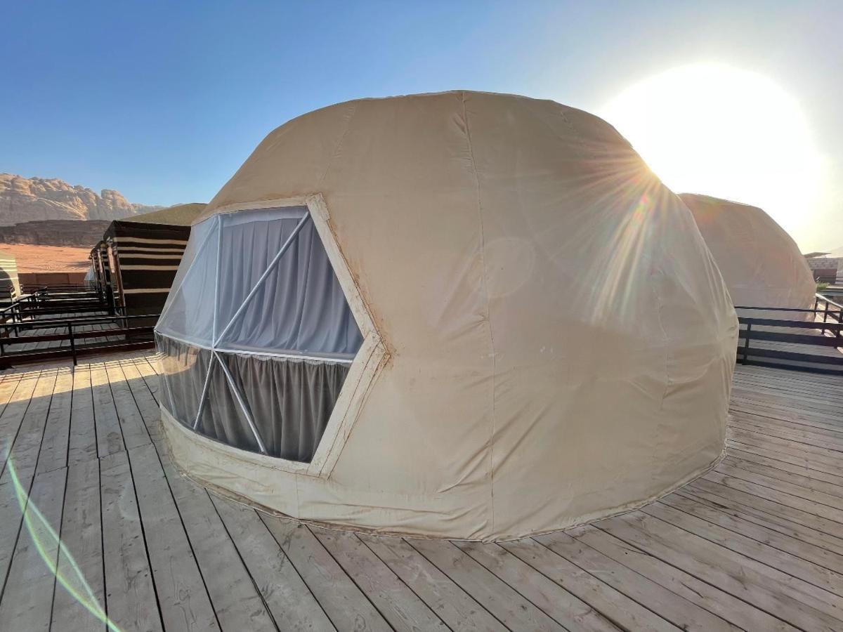Al Sultana Luxury Camp Villa Wadi Rum Exterior photo