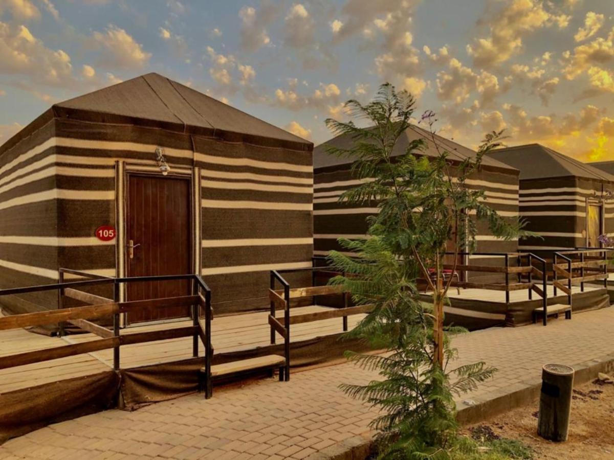 Al Sultana Luxury Camp Villa Wadi Rum Exterior photo